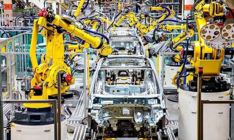 (foto: Pedro Danthas/Divulgação) linha de fabricação de carros da Volks no Brasil