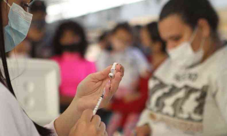 Vacinao em Belo Horizonte vira briga com o estado(foto: Edsio Ferreira/EM/D.A. Press)