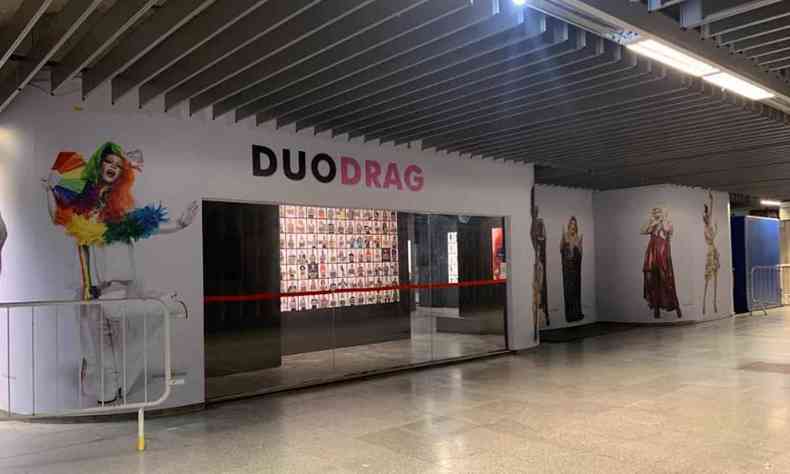 Facada da exposio Duo Drag, do Museu da Diversidade Sexual, em So Paulo
