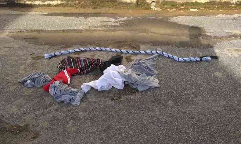Corda feita com lenis foi apreendida pelos agentes penitencirios (foto: Reproduo/WhatsApp)