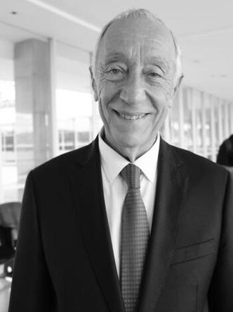 Marcelo Rebelo de Sousa, presidente de Portugal, sorri para a cmera