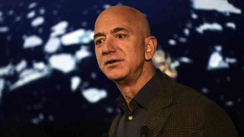 Jeff Bezos  um dos homens mais ricos do mundo(foto: AFP)