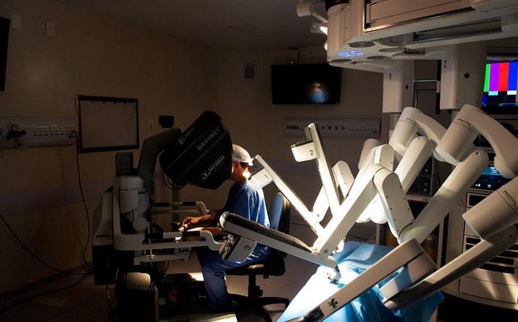 Cirurgia robtica