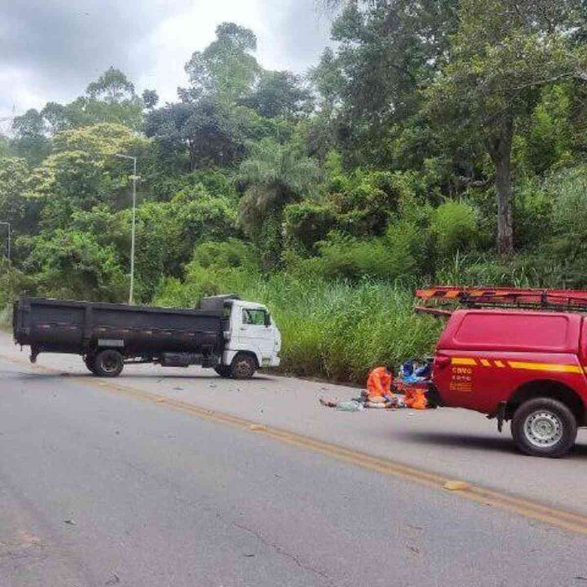 Veja vídeo do momento em que aeronave cai em Sabará