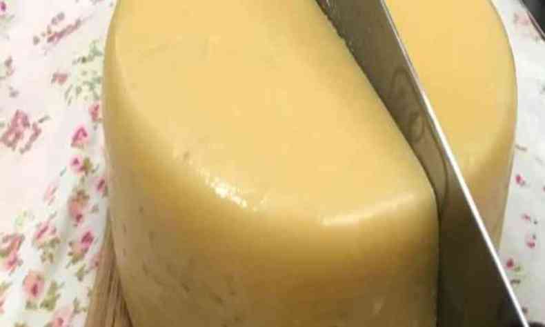 Produo mensal atual da regio gira em torno de 100kg em cada queijaria(foto: Agncia Minas/Divulgao)