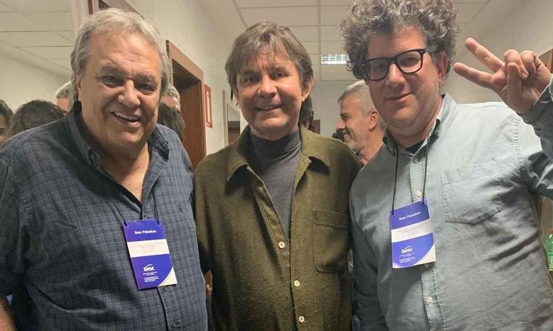 O diretor Dennis Carvalho, Lô Borges e o diretor musical Kassin, no Sesc Palladium (foto: Marilene Gondim/Divulgação) O diretor Dennis Carvalho, Lô Borges e o diretor musical Kassin, no Sesc Palladium