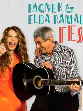 Elba Ramalho sorri ao lado de Fagner, segurando o violão, na capa do disco Festa