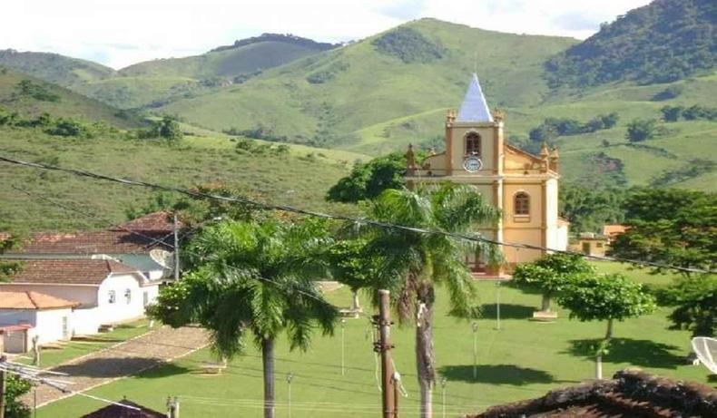 Beb foi atropelado durante uma confraternizao no interior de Santos Dumont