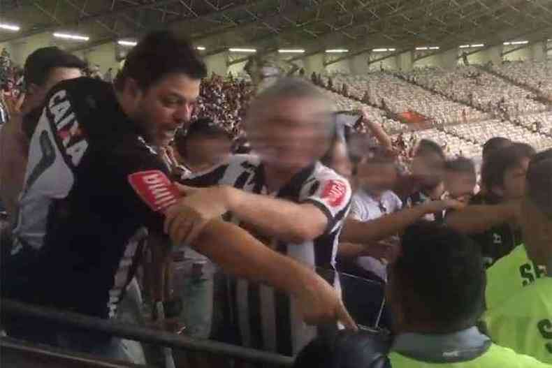 Injria racista durante discusso no Mineiro foi flagrado(foto: Reproduo)