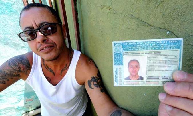 Dorí já tirou os seios para adequar o corpo à sua identidade de gênero: relato dele ajudou na construção da personagem Ivana, de A força do querer(foto: Beto Novaes/EM/DA Press) Dorí já tirou os seios para adequar o corpo à sua identidade de gênero: relato dele ajudou na construção da personagem Ivana, de A força do querer(foto: Beto Novaes/EM/DA Press)