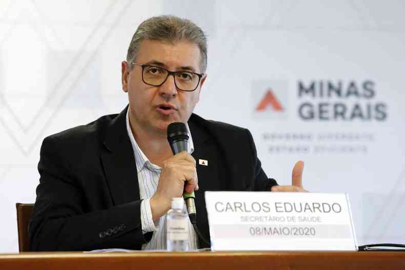 O ex-Secretrio de Sade de MG Carlos Eduardo Amaral