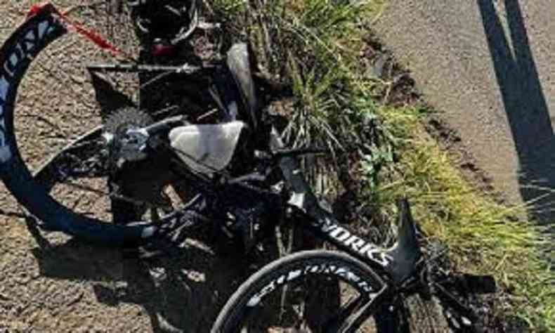 Bicicleta destruda