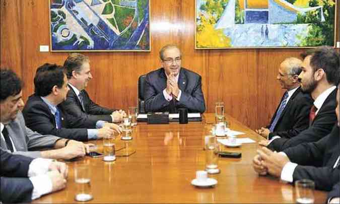 Presidente da Cmara dos Deputados, Eduardo Cunha recebe a visita de deputados estaduais e federais do PMDB de Minas Gerais(foto: Jota Batista/Agncia Cmara)