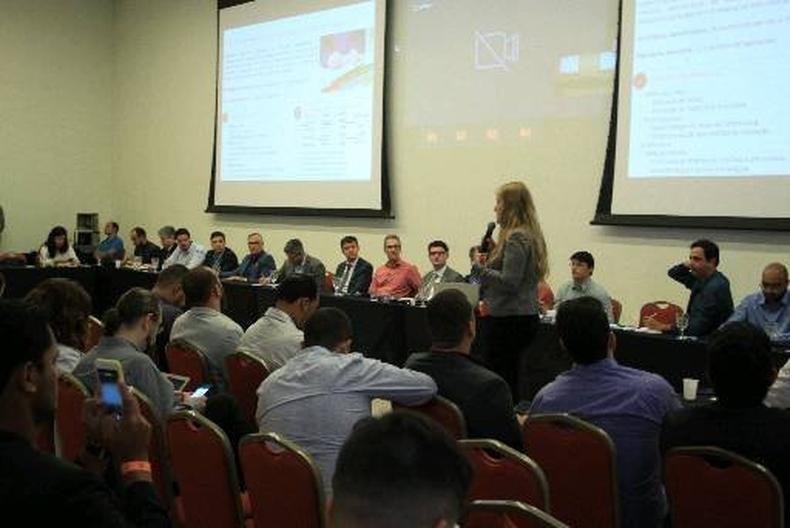 Comitê Gestor Pró-Rio Doce e estado vão intermediar projetos da Renova: aplicação representa 1/8 do total estabelecido em acordo(foto: EDÉSIO FERREIRA/EM/D.A PRESS) Comitê Gestor Pró-Rio Doce e estado vão intermediar projetos da Renova: aplicação representa 1/8 do total estabelecido em acordo(foto: EDÉSIO FERREIRA/EM/D.A PRESS)