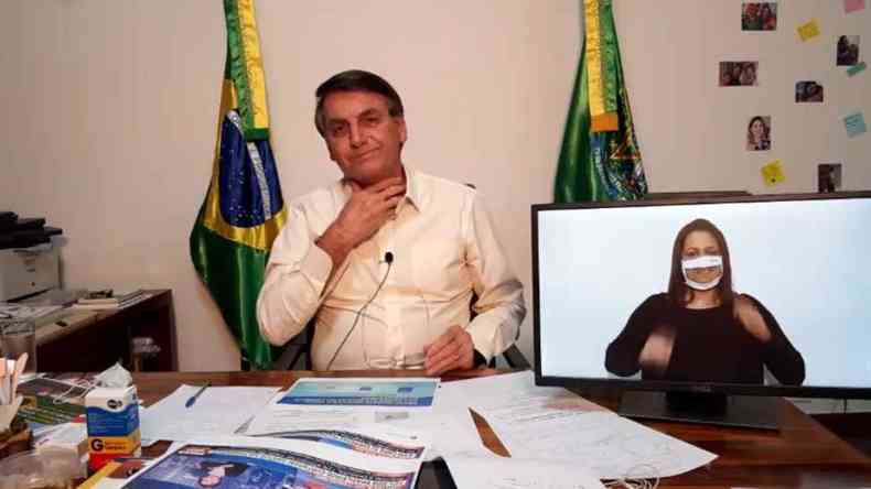 Bolsonaro falou sobre desmatamento da Amaznia em live no Facebook(foto: Reproduo/Facebook)