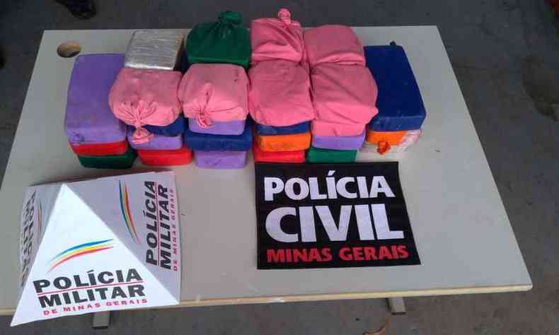 Material apreendido(foto: Polcia Militar/ Divulgao)