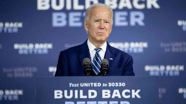 O democrata Joe Biden abriu vantagem de dois dgitos sobre Trump nas pesquisas nacionais(foto: BRENDAN SMIALOWSKI/AFP via Getty Images)