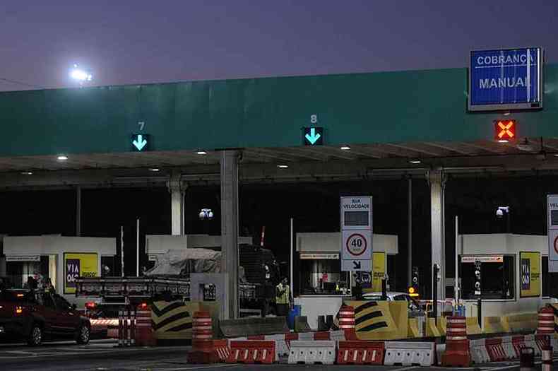 Sem dinheiro para investir pesado nas rodovias brasileiras, governo vai apostar nas concesses para a iniciativa privada (foto: Leandro Couri/EM/D.A Press)