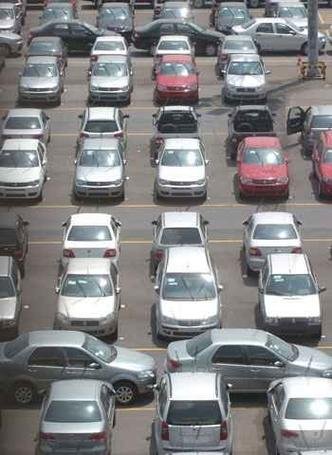 Argentina, principal destino das exportações brasileiras, enfrenta séria e prolongada crise e deve afetar ainda mais a balança comercial do segmento(foto: Sidney Lopes/EM/D.A Press ) Argentina, principal destino das exportações brasileiras, enfrenta séria e prolongada crise e deve afetar ainda mais a balança comercial do segmento(foto: Sidney Lopes/EM/D.A Press )