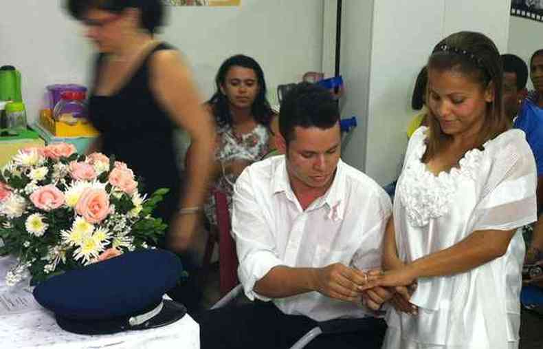 Com tumor avanado no pulmo, Reginaldo Carlos da Silva Filho se casa com Laudicia Rute da Silva antes de passar por cirurgia de risco(foto: Ed Wanderley/DP/D.A. Press)