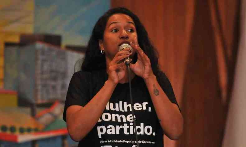 Indira Xavier no Debate na Faculdade de Direito da UFMG, nesta quarta-feira (14/9)