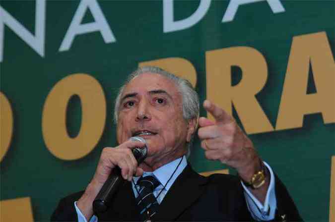 Temer cogita, inclusive, presidir o encontro do PMDB, nesta tera-fera (29), se sentir que pode transform-lo num ato poltico a favor de sua chegada ao comando do pas(foto: Euler Junior/EM/D.A Press - 15/02/16)