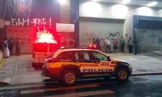 Movimentao policial no supermercado da Rua Par de Minas, em BH (foto: Rangel Fala/TV Alterosa)