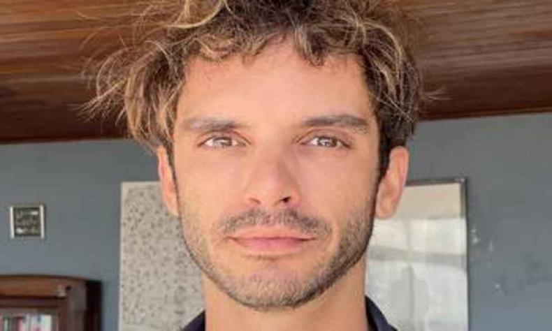  Cantor e compositor Renato Teixeira 