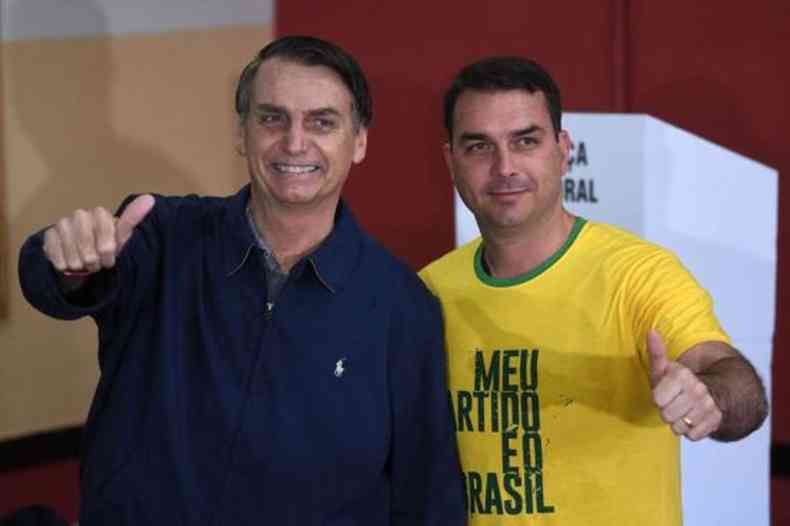 Flvio e os irmos acham que Guedes no pode ser empecilho  reeleio do pai em 2022(foto: Arquivo/Correio Braziliense)