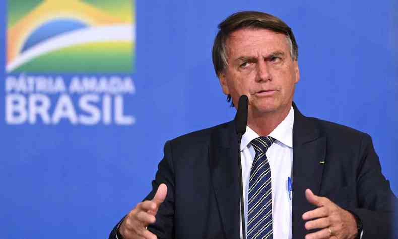 Bolsonaro ainda comentou sobre os salrios do presidente da Petrobras e diretores
