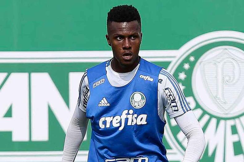 Com a possibilidade de saída de Messias, pretendido pelo Inter, o Coelho tenta confirmar empréstimo de Pedrão junto ao Palmeiras(foto: Palmeiras/Divulgação) Com a possibilidade de saída de Messias, pretendido pelo Inter, o Coelho tenta confirmar empréstimo de Pedrão junto ao Palmeiras(foto: Palmeiras/Divulgação)