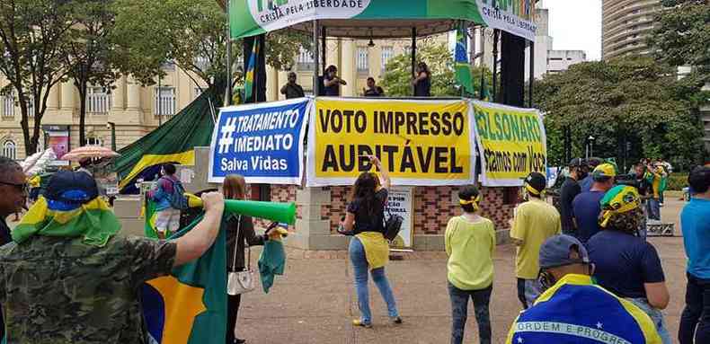 Entre as pautas da manifestao estavam o tratamento inicial  COVID-19 e o voto impresso auditvel(foto: Tlio Santos/EM/D.A.Press)