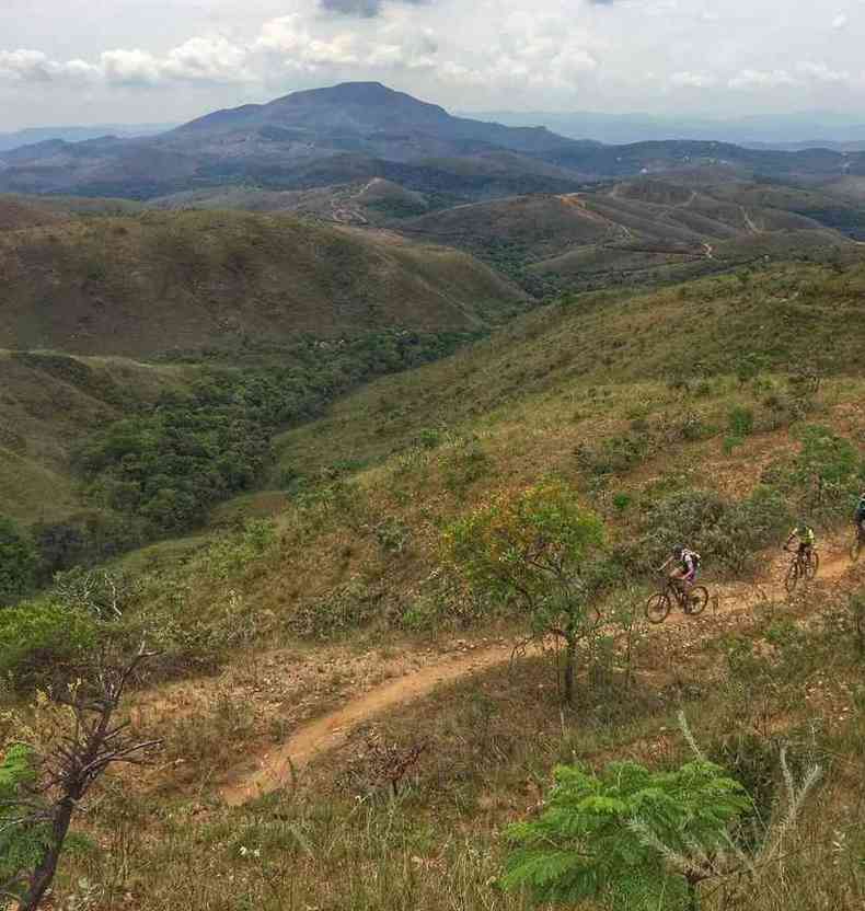Regio de Perdidas, em Nova Lima,  conhecida pelas diversas trilhas.(foto: Fbio Bretas)