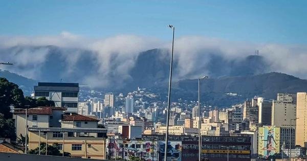  Domingo de nevoeiro e frio em BH. Segunda-feira será de céu aberto 