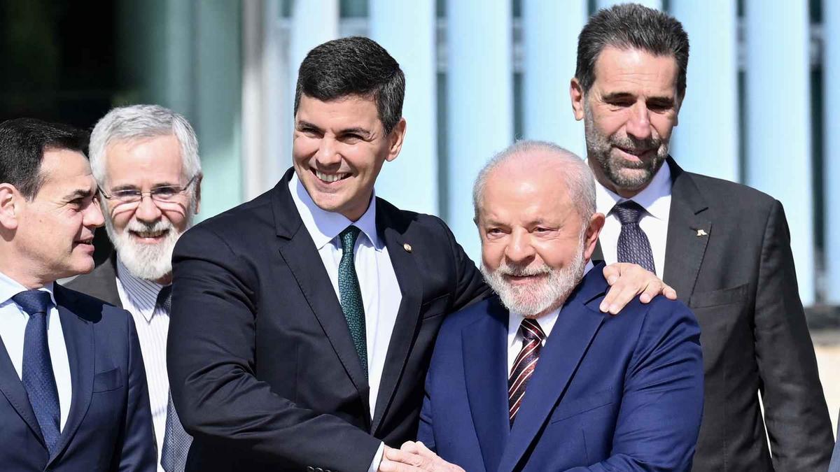 ルラ氏、新大統領就任のため今週火曜日パラグアイを訪問 – ポリティカ
