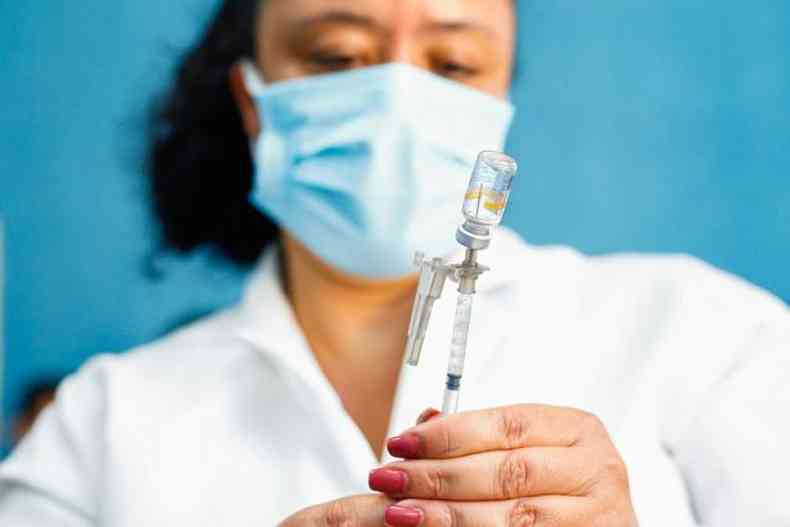 Pblico de 35 anos comea a ser vacinado na sexta-feira (6/8)(foto: Pedro Gontijo/Imprensa/MG/Reproduo)