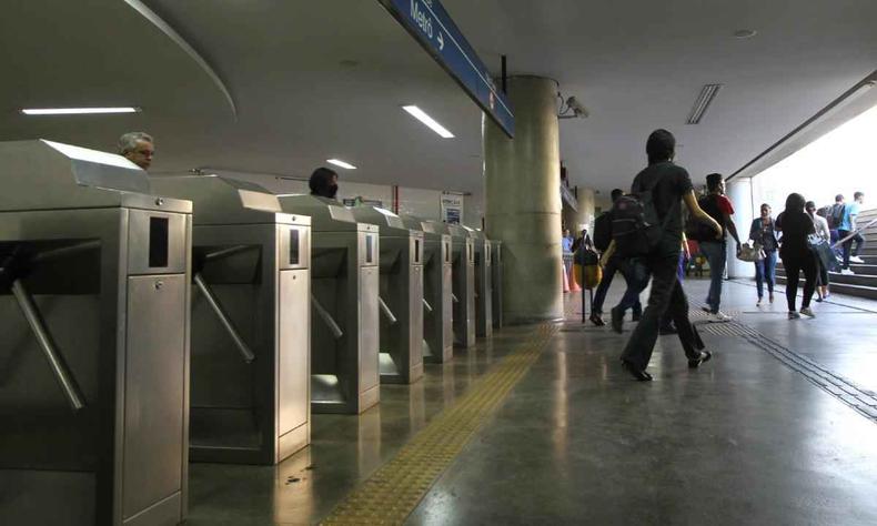 Estação do Horto estará aberta até às 23h59, as demais estações estarão abertas apenas para desembarque após as 23h(foto: Edésio Ferreira/EM/D.A Press) estação de metrô de belo horizonte