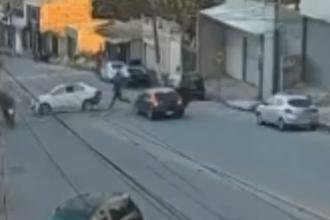 Vídeo da chuva de balas: ataque a tiros de fuzil no Palmital