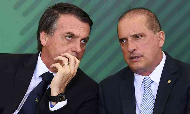 Presidente Jair Bolsonaro (sem partido) e ministro Onyx Lorenzoni(foto: Evaristo S/AFP)