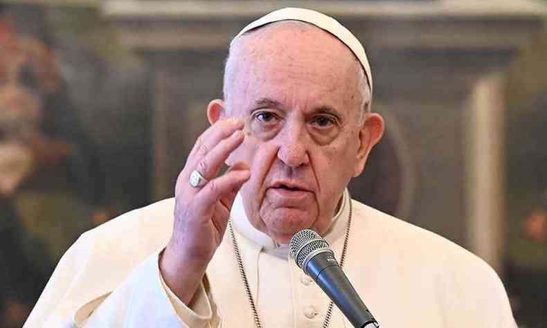Papa Francisco defende a quebra de patentes das vacinas contra a COVID-19(foto: Vatican Media/AFP)