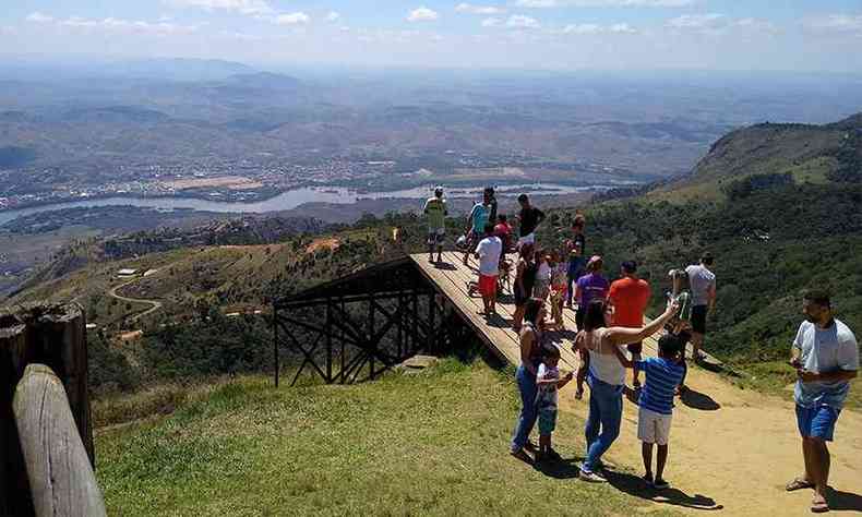 Se Governador Valadares entrar na onda vermelha, a visita de turistas ao Pico da Ibituruna no ser permitida