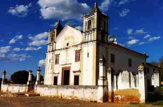 Construda no fim do sculo 17, Igreja de Nossa Senhora da Imaculada Conceio  uma das primeiras de Minas e est infestada de cupins(foto: Urbanacon/Divulgao)