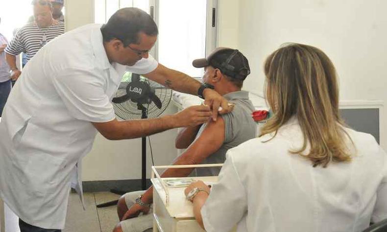 Imunizao contra sarampo, caxumba, rubola e meningites tm os piores ndices de adeso(foto: Jair Amaral/E.M/D.A Press)
