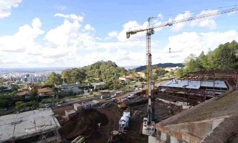Hospital est sendo construdo no Instituto dos Olhos Hilton Rocha(foto: Juarez Rodrigues/EM/D.A Press.)