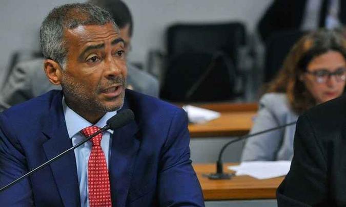 Relator do projeto, Romário (Podemos-RJ) argumentou a inconstitucionalidade e foi seguido pelos colegas(foto: Geraldo Magela/Agência Senado) Relator do projeto, Romário (Podemos-RJ) argumentou a inconstitucionalidade e foi seguido pelos colegas(foto: Geraldo Magela/Agência Senado)