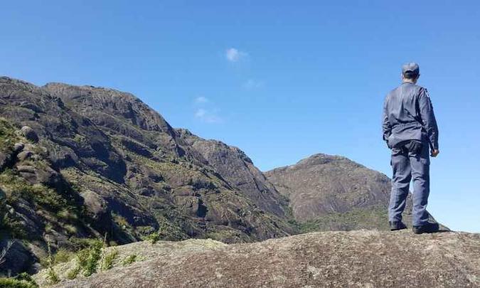 Buscas na Serra da Mantiqueira vão acontecer até segunda-feira. Até o momento, militares envolvidos no trabalho não encontraram sinais do francês(foto: Corpo de Bombeiros/Divulgação) Buscas na Serra da Mantiqueira vão acontecer até segunda-feira. Até o momento, militares envolvidos no trabalho não encontraram sinais do francês(foto: Corpo de Bombeiros/Divulgação)