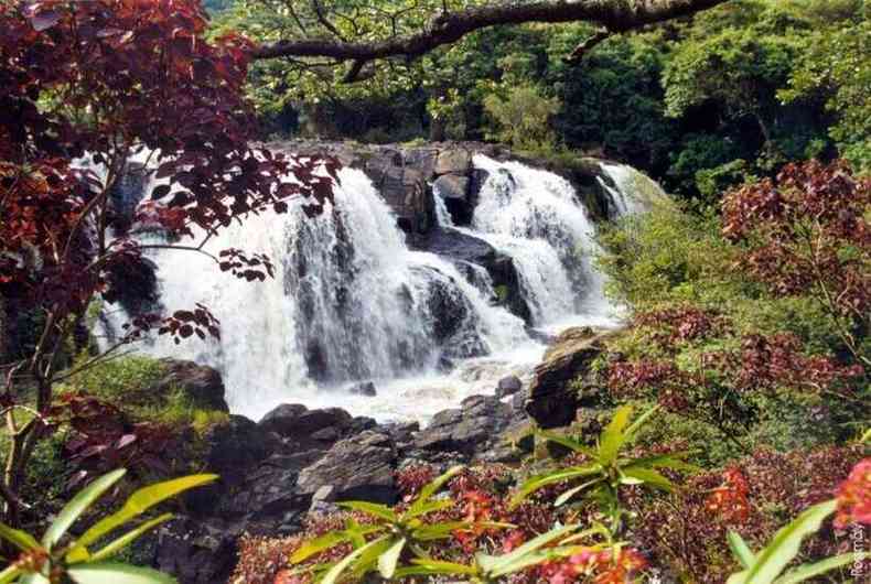 Cachoeira Vu das Noivas  um dos pontos tursticos mais visitados em Poos de Caldas(foto: Prefeitura Municipal/Reproduo)