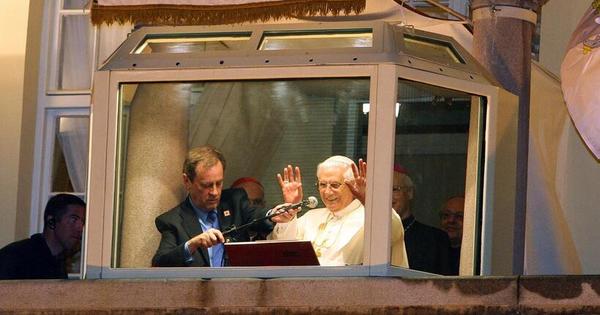 'bento xvi foi um dos maiores teólogos de seu tempo', diz líder anglicano