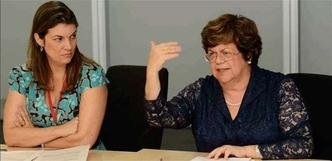 Ao lado da subsecret�ria Fernanda Neves, Ana L�cia Gazzola destacou que o estado est� eliminando todos os passivos com a educa��o(foto: Gil Leonardi/Imprensa MG)