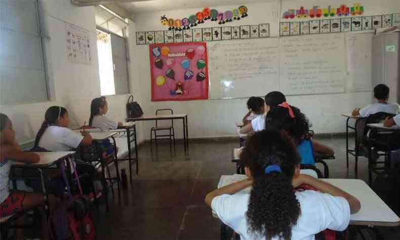Estudantes em escola do interior: nmero de unidades com horrio ampliado cai de 1.640 para 500(foto: Luiz Ribeiro/EM/D.a Press - 20/9/18)